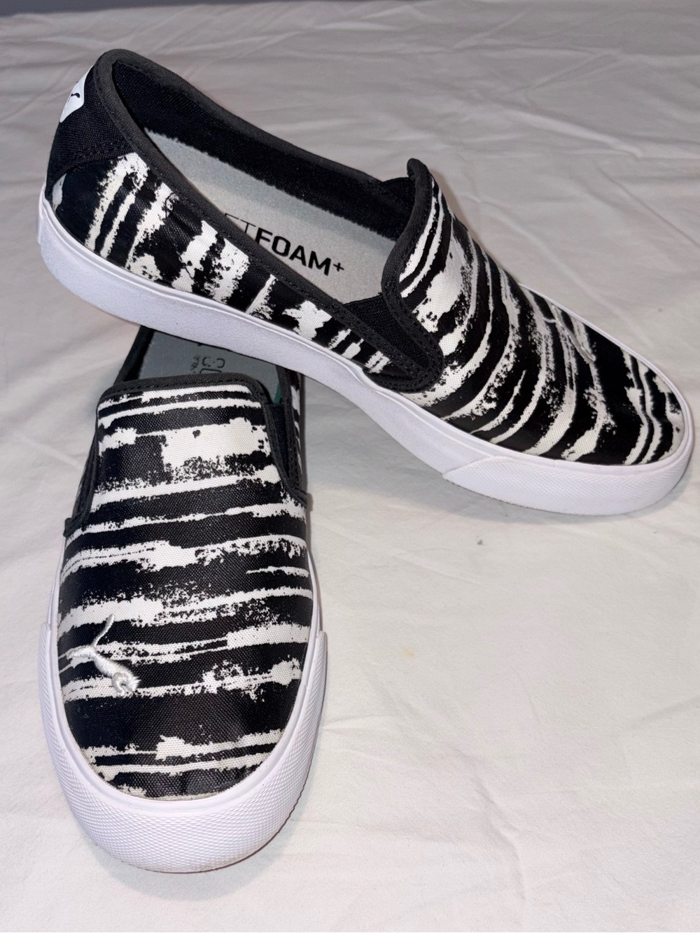 Puma Bari Slip-On Zebra Print Canvas Sneakers | Womenβs 9.5